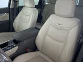 Thumbnail of 2022 Crystal White Tricoat Cadillac XT5