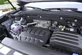 Thumbnail of 2025 Silver Mist Metallic Volkswagen Atlas Cross Sport