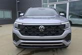 Thumbnail of 2025 Silver Mist Metallic Volkswagen Atlas Cross Sport
