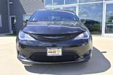 Thumbnail of 2020 Brilliant Black Crystal Pearlcoat Chrysler Pacifica