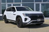 Photo of 2025 Pure White Volkswagen Atlas