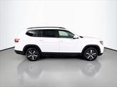 Thumbnail of 2022 Pure White Volkswagen Atlas