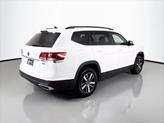 Thumbnail of 2022 Pure White Volkswagen Atlas