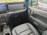 Thumbnail of 2024 Pearlcoat Jeep Wrangler 4xe