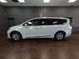 Thumbnail of 2018 Bright White Clearcoat Chrysler Pacifica Hybrid