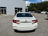 Thumbnail of 2018 Platinum White Pearl Honda Accord