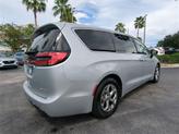 Thumbnail of 2024 Silver Mist Clearcoat Chrysler Pacifica