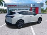 Thumbnail of 2025 Everest White Pearl Tricoat Nissan Murano