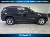 Thumbnail of 2025 Diamond Black Crystal Pearlcoat Jeep Grand Cherokee