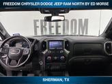 Thumbnail of 2022 Onyx Black GMC Sierra 2500