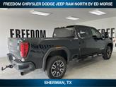 Thumbnail of 2022 Onyx Black GMC Sierra 2500