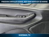 Thumbnail of 2024 Diamond Black Crystal Pearlcoat Jeep Grand Cherokee