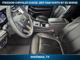 Thumbnail of 2024 Diamond Black Crystal Pearlcoat Jeep Grand Cherokee