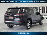 Thumbnail of 2024 Diamond Black Crystal Pearlcoat Jeep Grand Cherokee