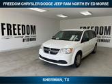 Photo of 2017 White Knuckle Clearcoat Dodge Grand Caravan