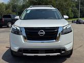 Thumbnail of 2025 Everest White P Nissan Pathfinder