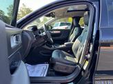 Thumbnail of 2020 Onyx Black Metallic Volvo XC40