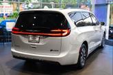 Thumbnail of 2021 Bright White Clearcoat Chrysler Pacifica Hybrid