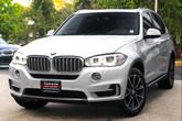 Thumbnail of 2017 Alpine White BMW X5