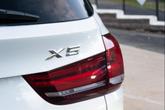 Thumbnail of 2017 Alpine White BMW X5