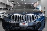 Thumbnail of 2024 Carbon Black Metallic BMW X6