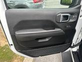Thumbnail of 2021 Bright White Clearcoat Jeep Gladiator