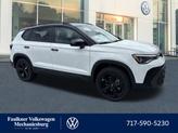 Photo of 2025 Pure White W/Deep Black Roof Volkswagen Taos