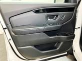 Thumbnail of 2025 Platinum White Pearl Honda Pilot