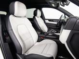 Thumbnail of 2025 Carrara White Metallic Porsche Cayenne