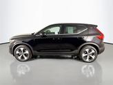 Thumbnail of 2025 Onyx Black Metallic Volvo XC40
