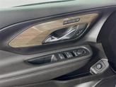Thumbnail of 2024 White Frost Tricoat GMC Terrain