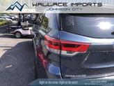 Thumbnail of 2019 Shoreline Blue Pearl Toyota Highlander