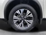 Thumbnail of 2022 Pearl White Tricoat Nissan Rogue