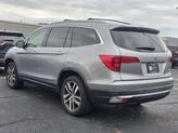 Thumbnail of 2017 Gray Honda Pilot