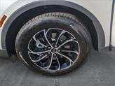 Thumbnail of 2025 White Platinum Metallic Tri-Coat Lincoln Nautilus