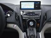 Thumbnail of 2025 Platinum White Pearl Acura RDX