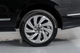 Thumbnail of 2022 Infinite Black Metallic Clearcoat Lincoln Navigator