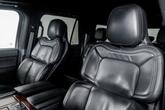 Thumbnail of 2022 Infinite Black Metallic Clearcoat Lincoln Navigator
