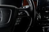 Thumbnail of 2022 Infinite Black Metallic Clearcoat Lincoln Navigator