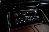 Thumbnail of 2022 Infinite Black Metallic Clearcoat Lincoln Navigator