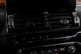 Thumbnail of 2022 Infinite Black Metallic Clearcoat Lincoln Navigator