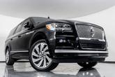 Thumbnail of 2022 Infinite Black Metallic Clearcoat Lincoln Navigator