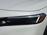 Thumbnail of 2022 Platinum White Pearl Honda Civic