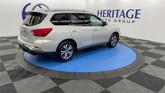 Thumbnail of 2019 Brilliant Silver Metallic Nissan Pathfinder