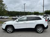 Thumbnail of 2018 Bright White Clearcoat Jeep Cherokee