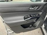 Thumbnail of 2022 Brilliant Silver Metallic Nissan Pathfinder