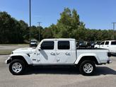 Thumbnail of 2021 Bright White Clearcoat Jeep Gladiator