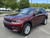 Thumbnail of 2025 Velvet Red Pearlcoat Jeep Grand Cherokee