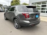 Thumbnail of 2018 Magnetic Metallic Ford Explorer