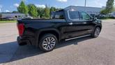 Thumbnail of 2023 Onyx Black GMC Sierra 1500